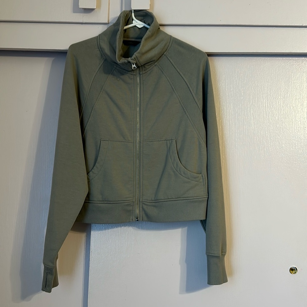 Cropped Long Sleeve Zip Fleece Sweater